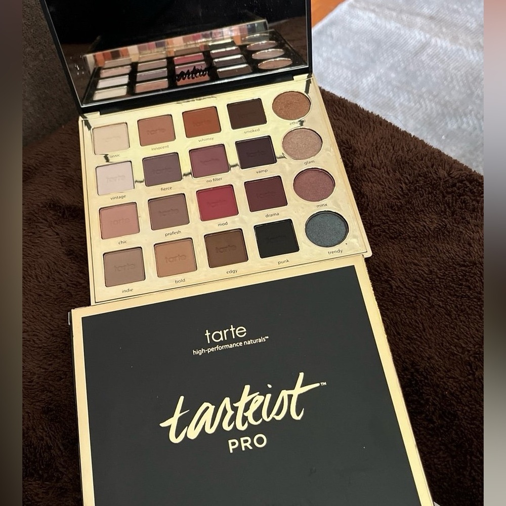 Tarteist EyeShadow Pro Palette